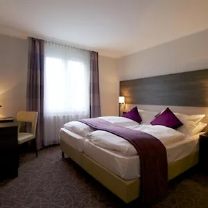 hotellátogatás